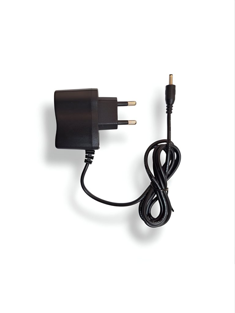 خرید آداپتور سوئیچینگ 9 ولت 1 آمپر فیش وینگویی 1.35mm