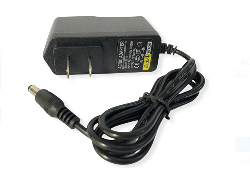 آداپتور سوئیچینگ 9 ولت 1 آمپر دوشاخه تیغه‌ای